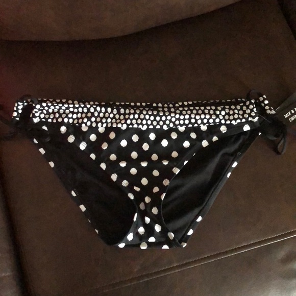 a.n.a® Knit Polka-Dot Keyhole Hipster swim botton - Picture 4 of 5